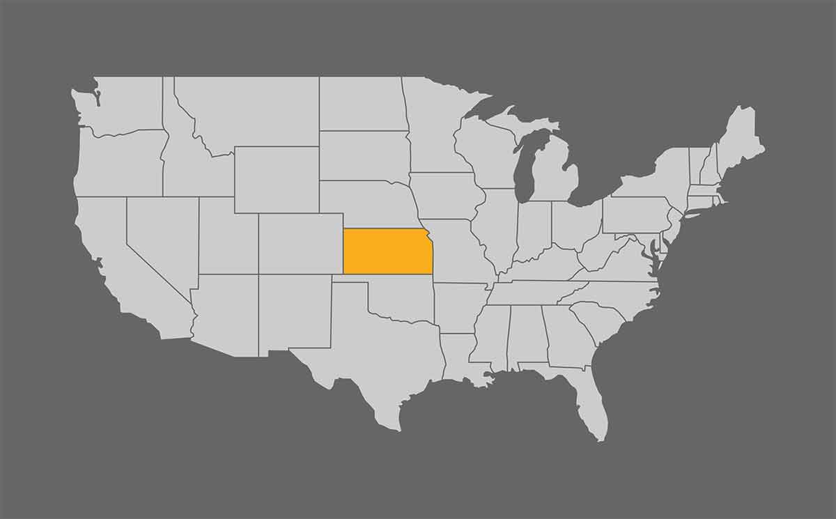 USA map with Kansas highlighted in yellow