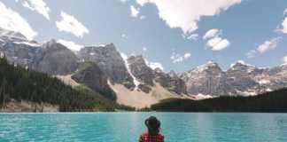 summer season in canada on Moraine Lake
