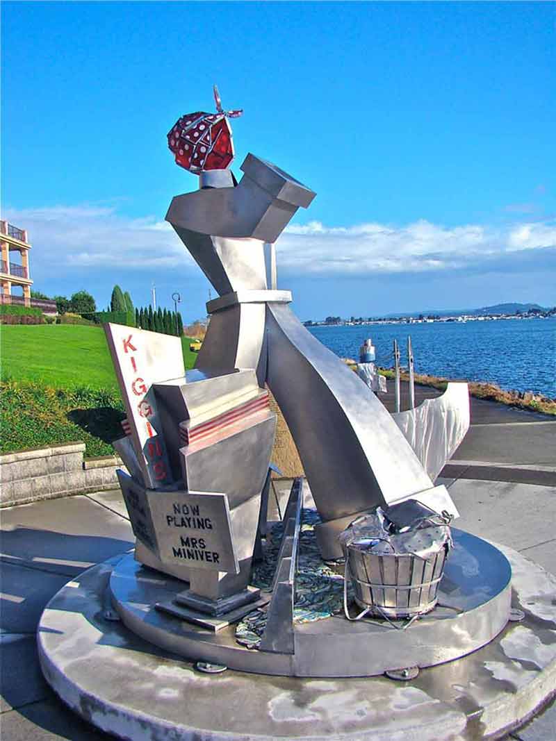 teenage things to do in vancouver, wa Wendy Rose Sculpture