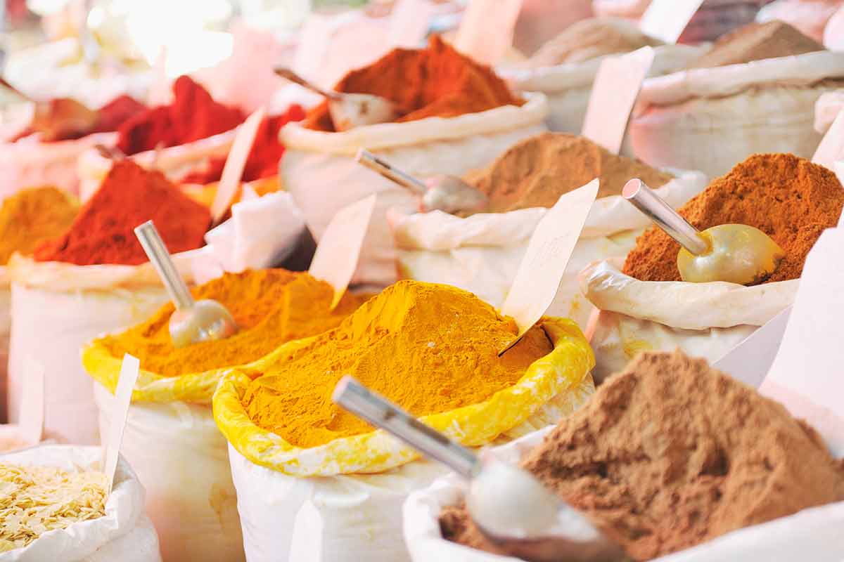the best time to visit turkey orange and yellow spices