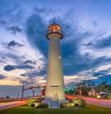 20 things to do in Biloxi MS for casinos beaches and more lighthouse at dusk