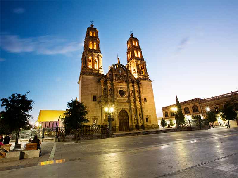 things to do chihuahua city Cathedral of Chihuahua at night
