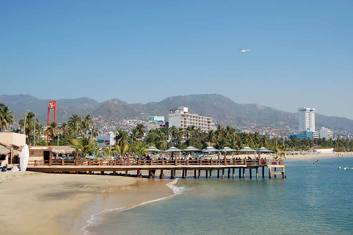 things to do in acapulco mx jetty on the beach