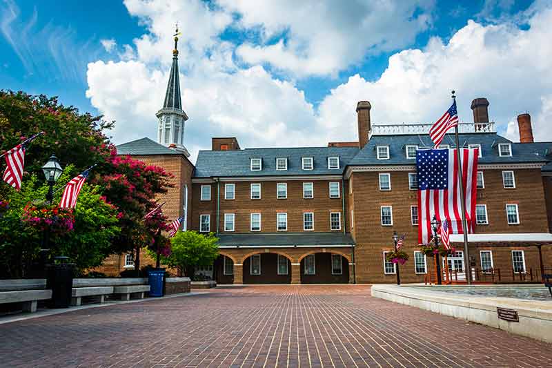 things to do in alexandria market square us flag and historic building