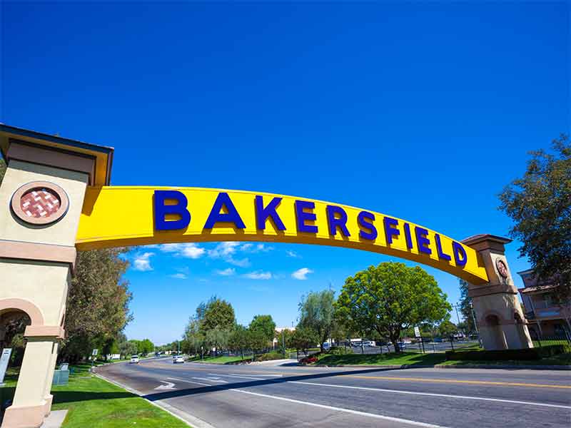 things to do in bakersfield sign