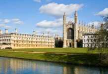 Kings College Cambridge across the river on a blue-sky day