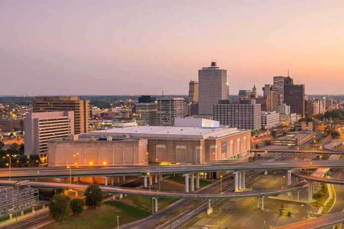 Things To Do In Downtown Memphis 696x464 