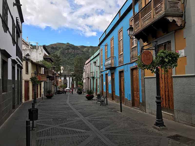 things to do in gran canaria spain street in the old town of Teror