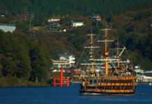 20 things to do in Hakone with incredible views of Mount Fuji Ship Trip In Ashi, Lake, Japan