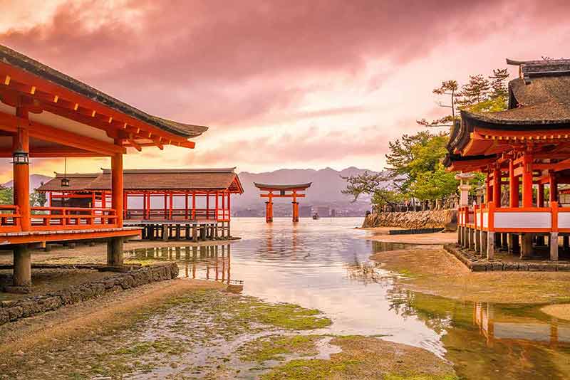things to do in hiroshima in winter torii gate and red temple pavilions