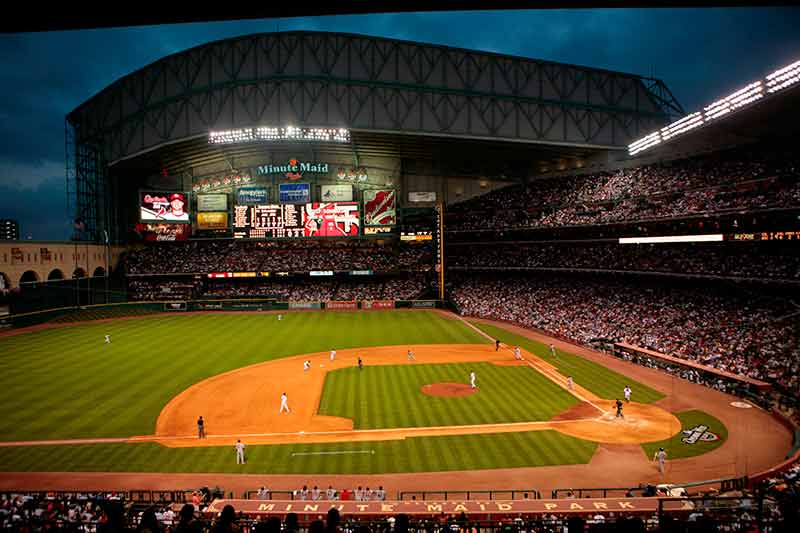 things to do in houston at night with family (Minute Maid Park)
