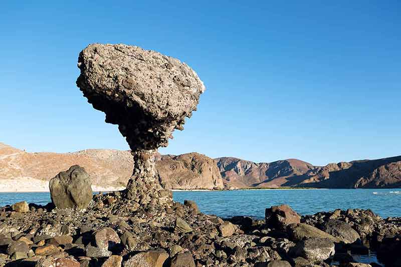 things to do in la paz, mexico balancing rock