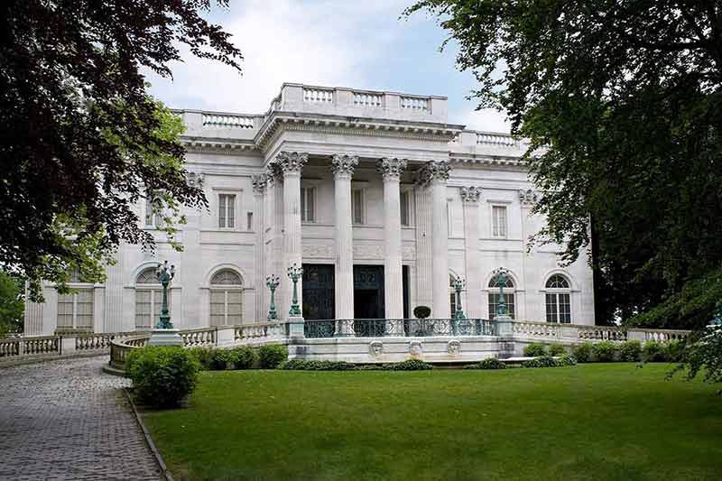 Newport Trolley Tour with Marble House Viking Tours