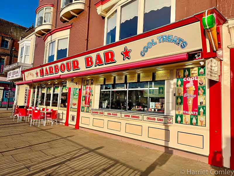 things to do in scarborough for families Harbour Bar