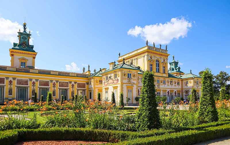 things to do in warsaw royal wilanow palace