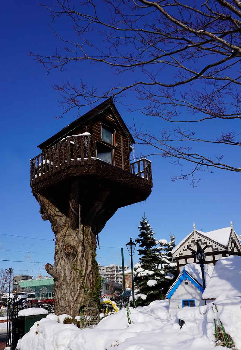 Tree House Architecture Snow Winter
