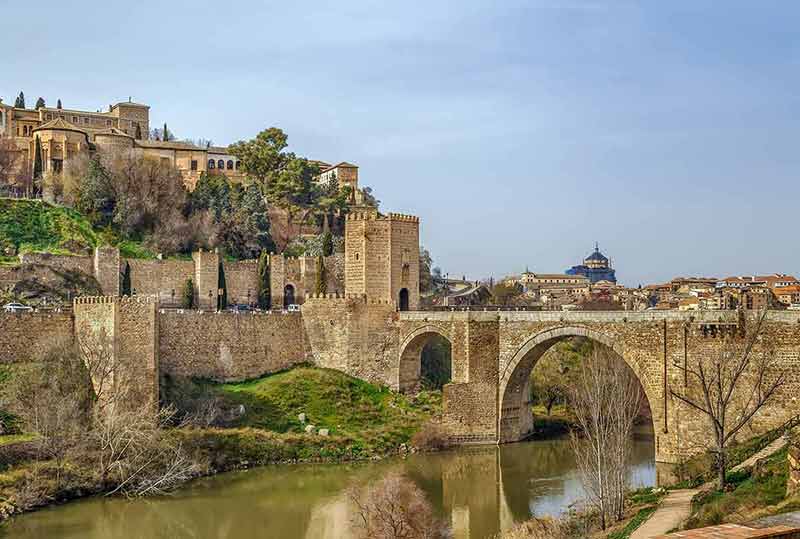 Toledo: Three Cultures Walking Tour