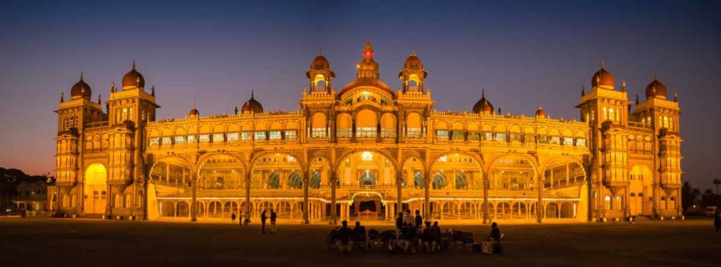 mysore palace at dusk