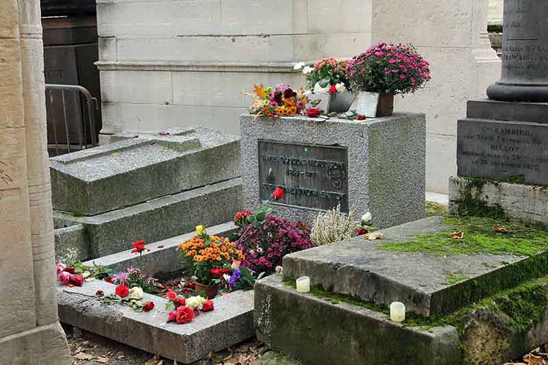 Jim Morrison Grave In Père Lachaise Cemetery