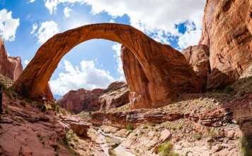 utah national parks rainbow arch