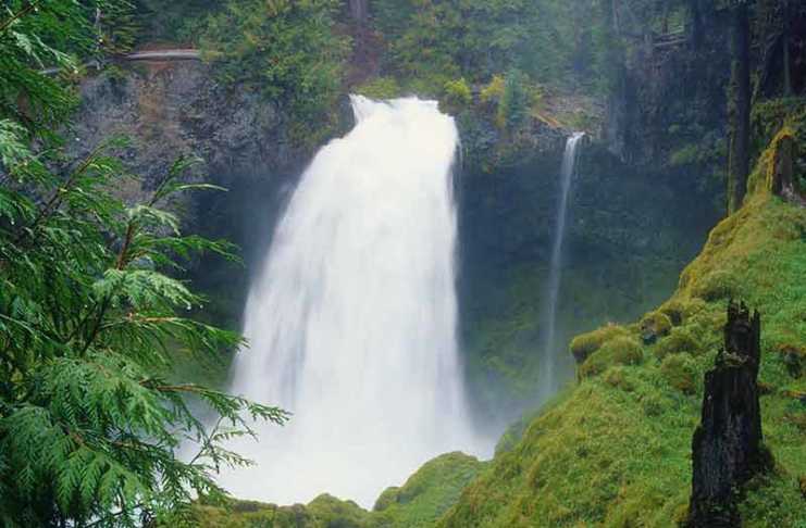 20 Oregon Waterfalls That Look Too Perfect To Be Real waterfalls in portland oregon