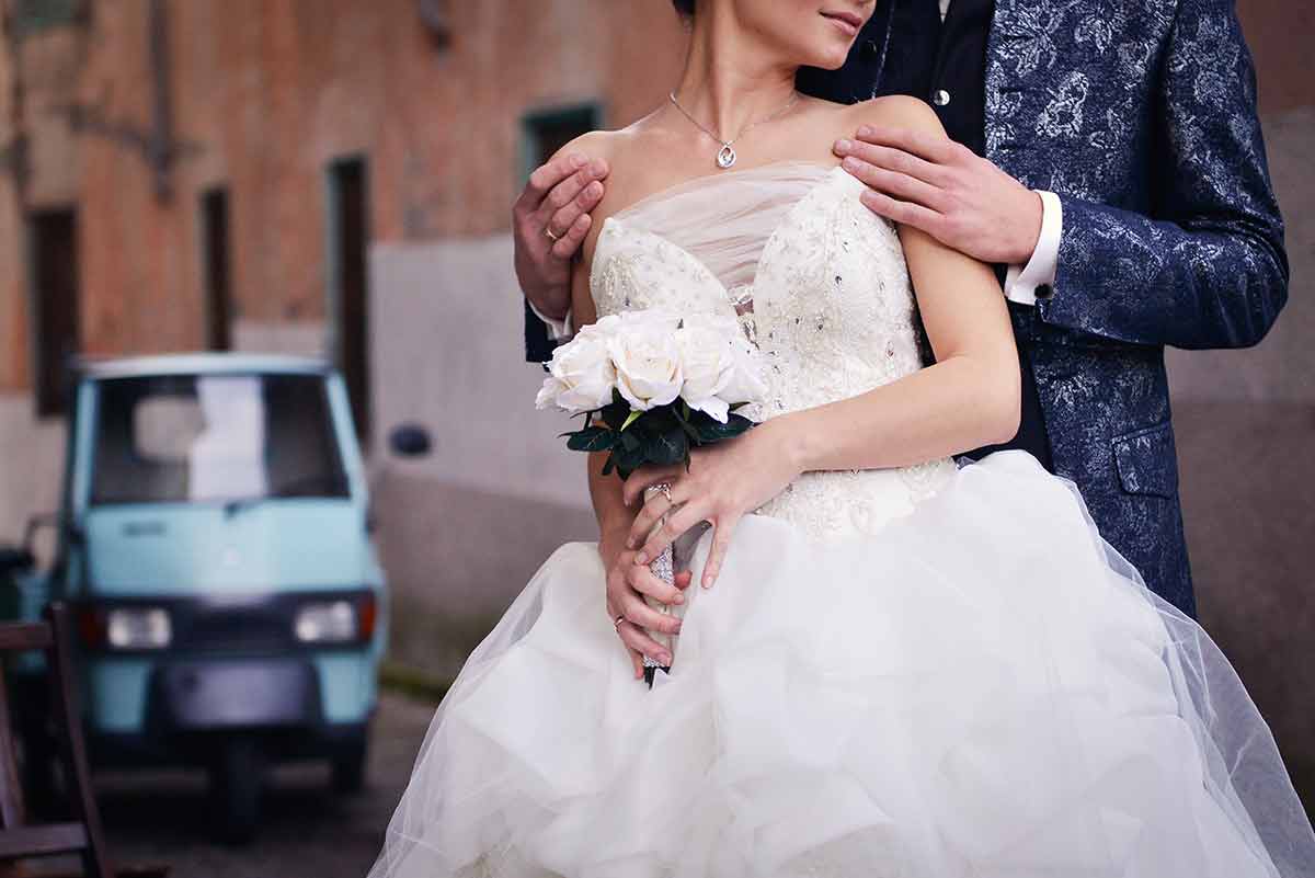 Nice Wedding Bouquet In Bride's Hand