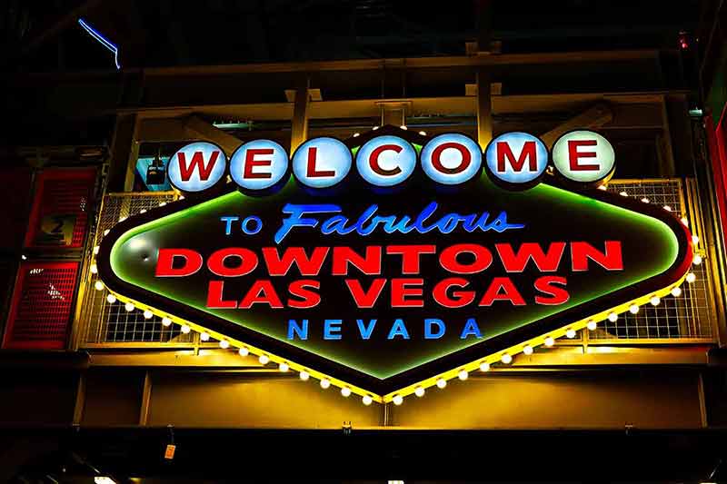 welcome to las vegas sign at night welcome to fabulous downtown Las Vegas sign