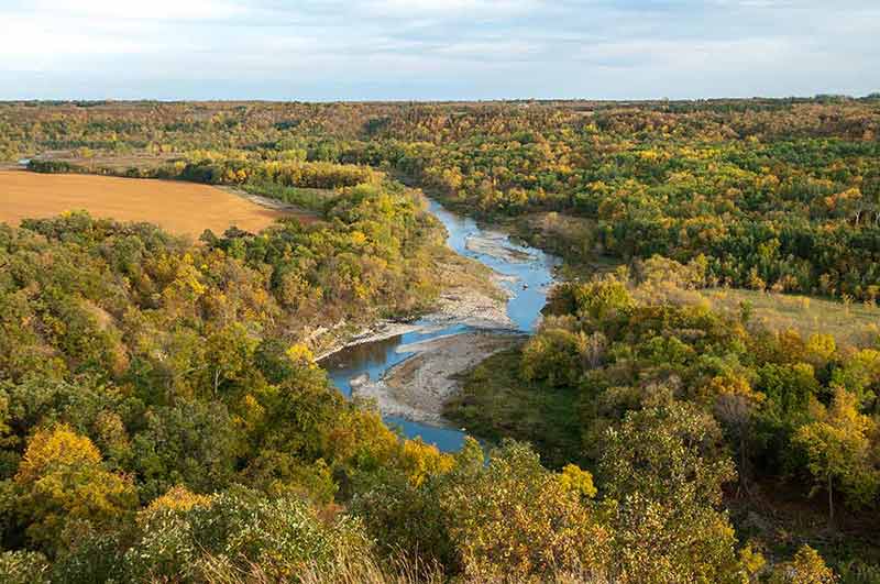 what famous landmarks are there in north dakota Pembina Gorge