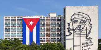 Cuba Is More Than Classic Cars and Cigars — Here’s What Makes It Unforgettable Havana City, The Building With Che Guevara Mural