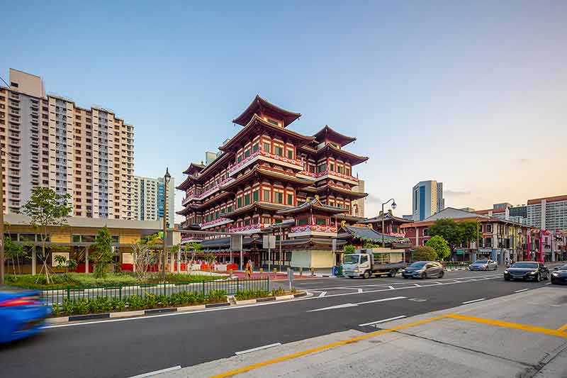 Buddha Toothe Relic Temple At Chinatown Singapore
