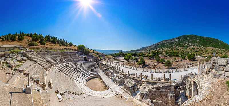 when is best time to visit turkey ephesus green hills and blue sky