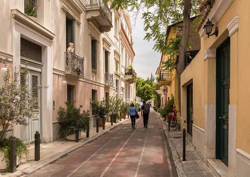 where to stay in athens with kids