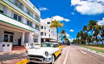 Miami South Beach Ocean Drive Colorful Art Deco Street Architecture View
