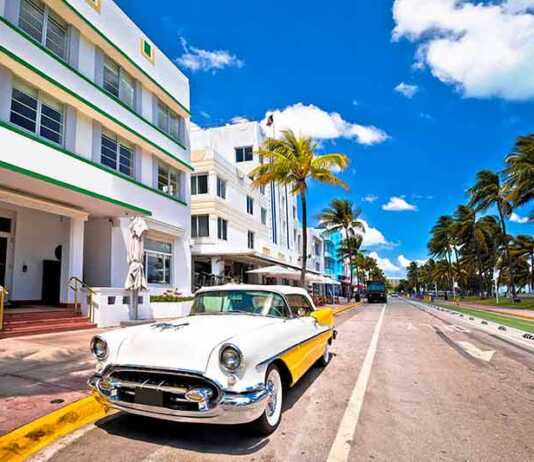 Miami South Beach Ocean Drive Colorful Art Deco Street Architecture View