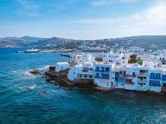 Where To Stay In Mykonos For Nightlife 561x420 