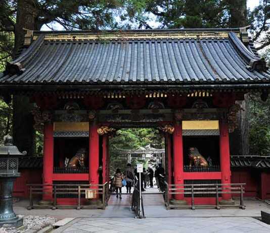 Toshogu Shrine Entrance