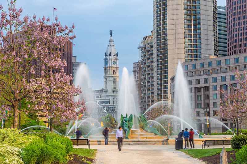 where to stay in philadelphia on a budget