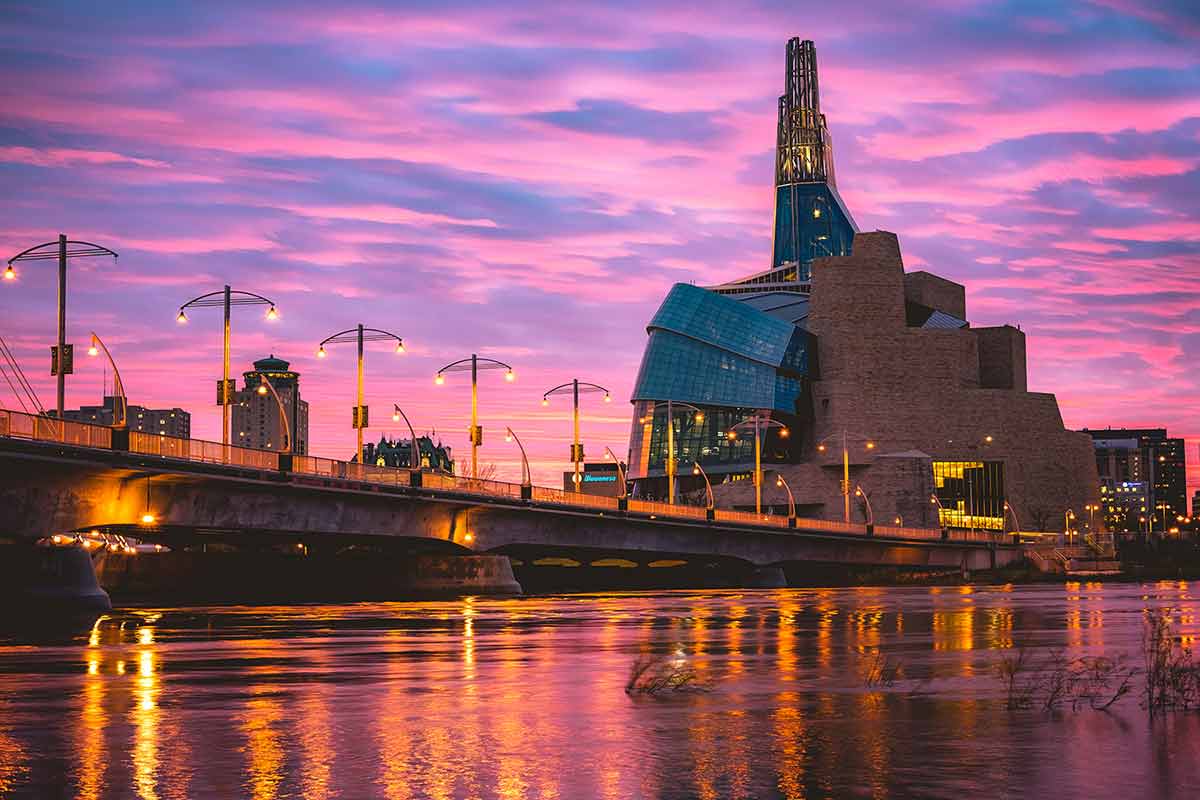 winnipeg skyline at dusk Canadian museum for human rights